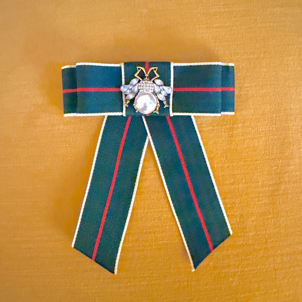 Designer Inspired Bee Ribbon Brooch